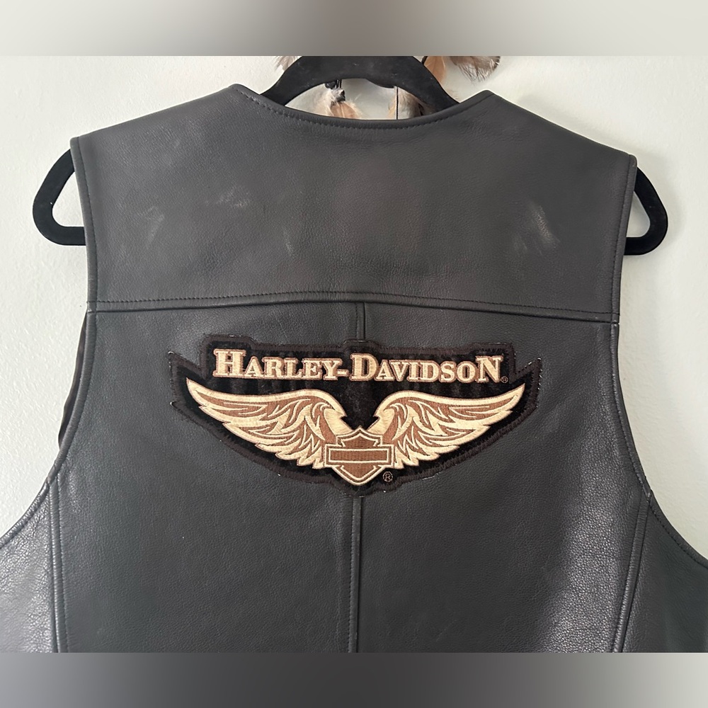 Harley Davidson Motorcycle Size Vest Large Black Genuine Leather Snap Front - Picture 10 of 15
